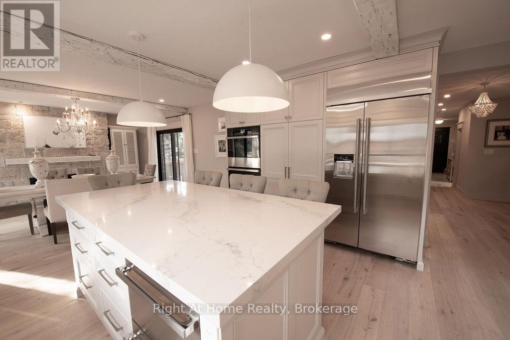 139 Allan Street, Oakville, Ontario  L6J 3N6 - Photo 19 - W12932152