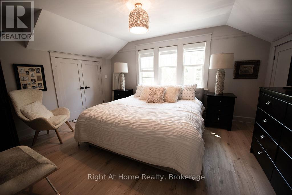 139 Allan Street, Oakville, Ontario  L6J 3N6 - Photo 31 - W12932152