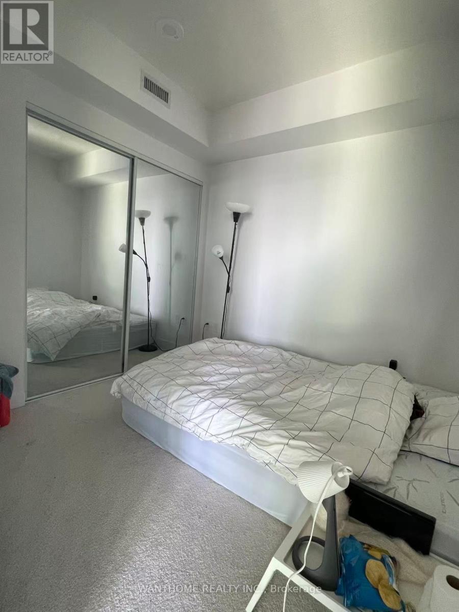 2018 - 230 Simcoe Street, Toronto, Ontario  M5T 3B9 - Photo 8 - C12912690