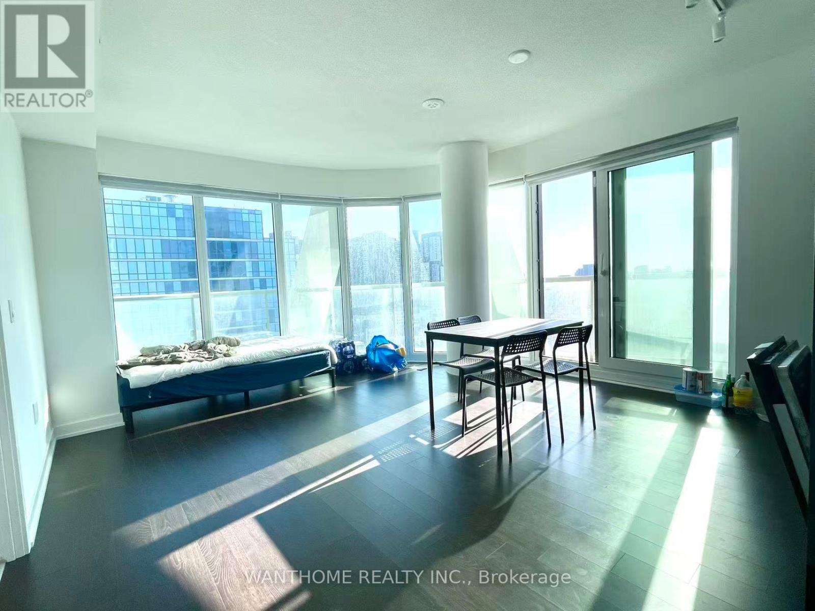 2018 - 230 Simcoe Street, Toronto, Ontario  M5T 3B9 - Photo 5 - C12912690