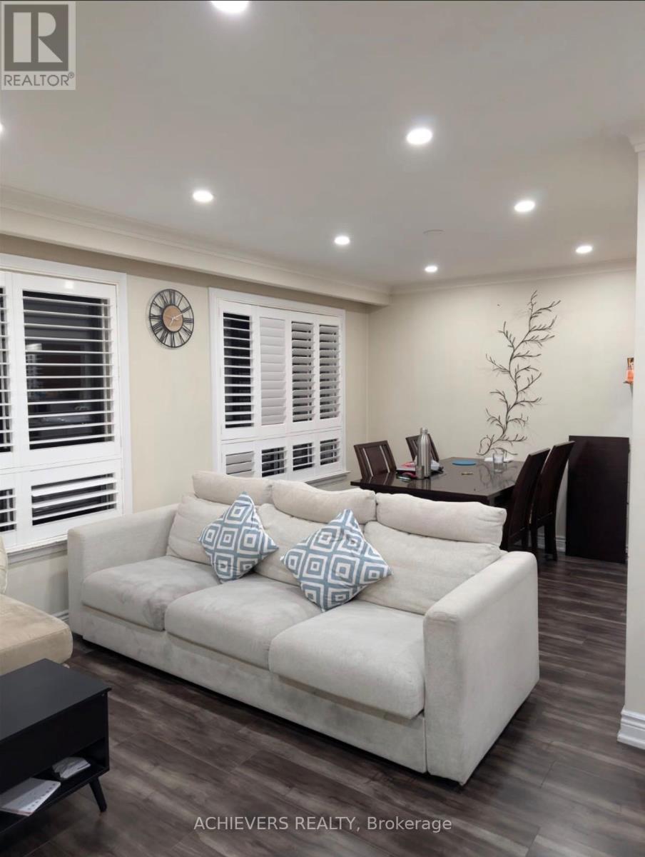 9 Milmink Street, Toronto, Ontario  M9W 3N3 - Photo 3 - W12910972