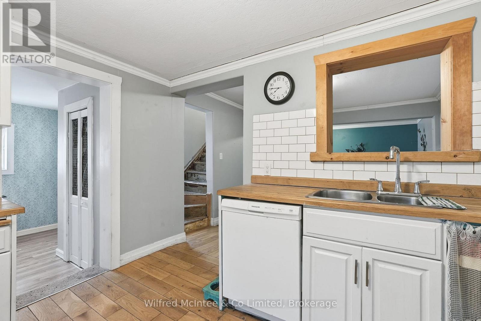 59 3rd Avenue, Arran-Elderslie, Ontario  N0G 1L0 - Photo 9 - X12932170