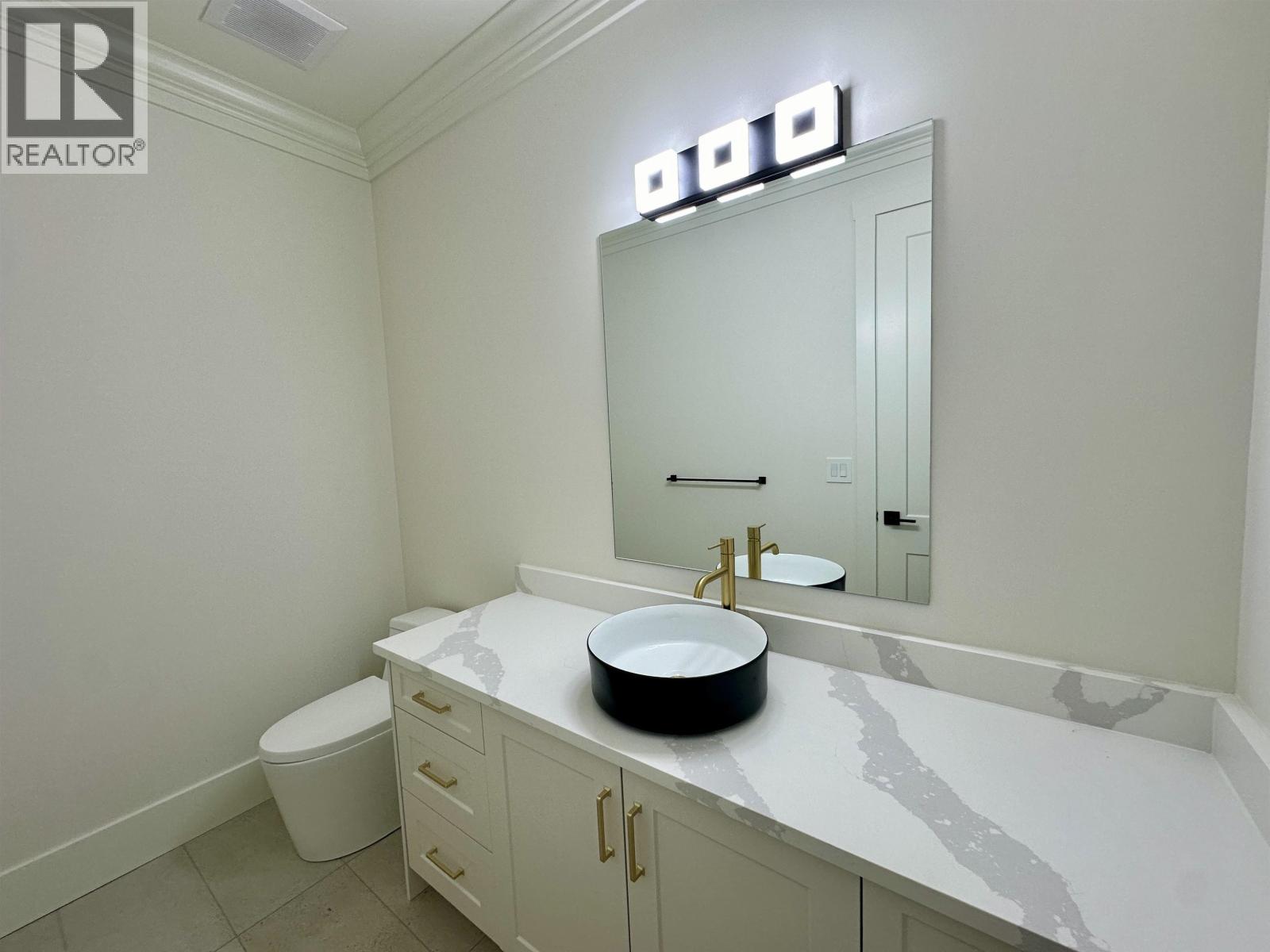 1203 Castle Road, Gibsons, British Columbia V0N 1V5 - Photo 23 - R3047101