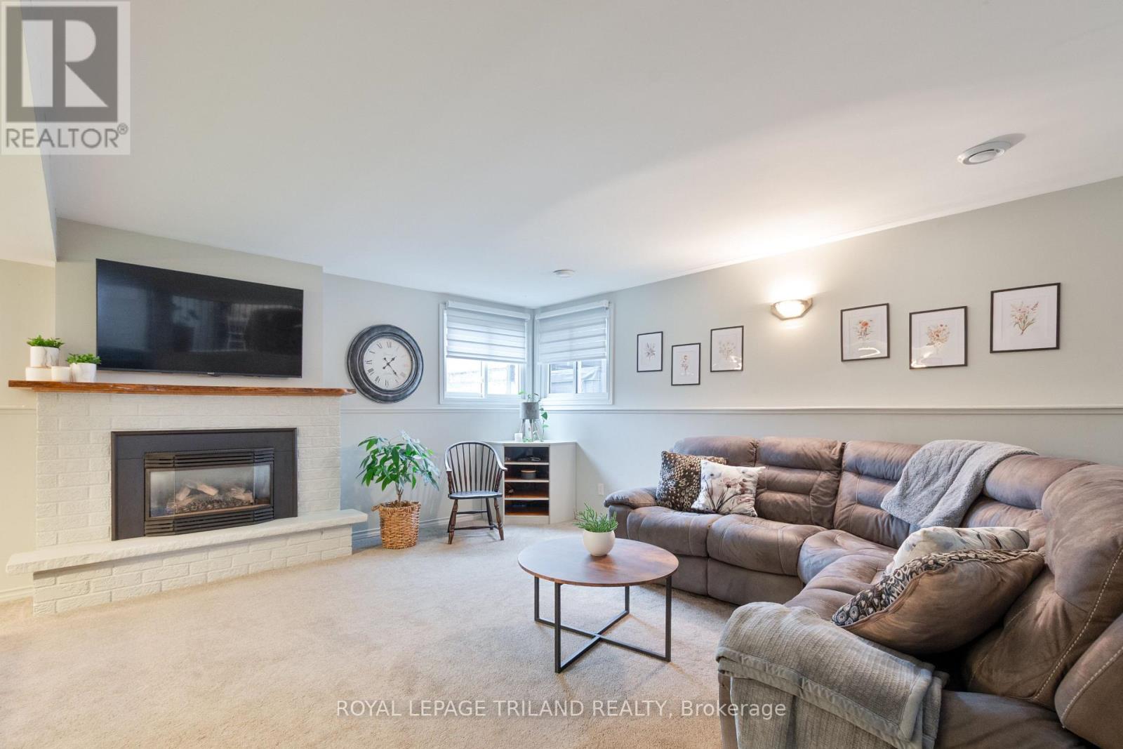 379 Sherwood Avenue, Central Elgin (Belmont), Ontario  N0L 1B0 - Photo 22 - X12932196