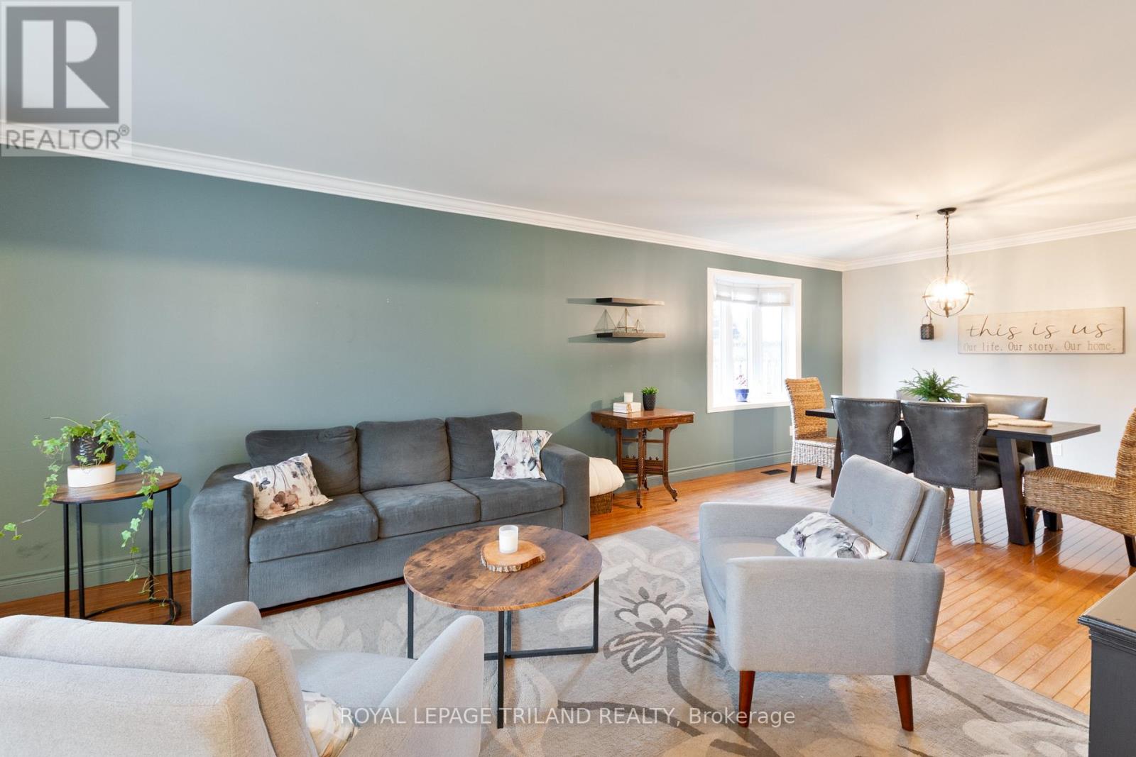 379 Sherwood Avenue, Central Elgin (Belmont), Ontario  N0L 1B0 - Photo 5 - X12932196