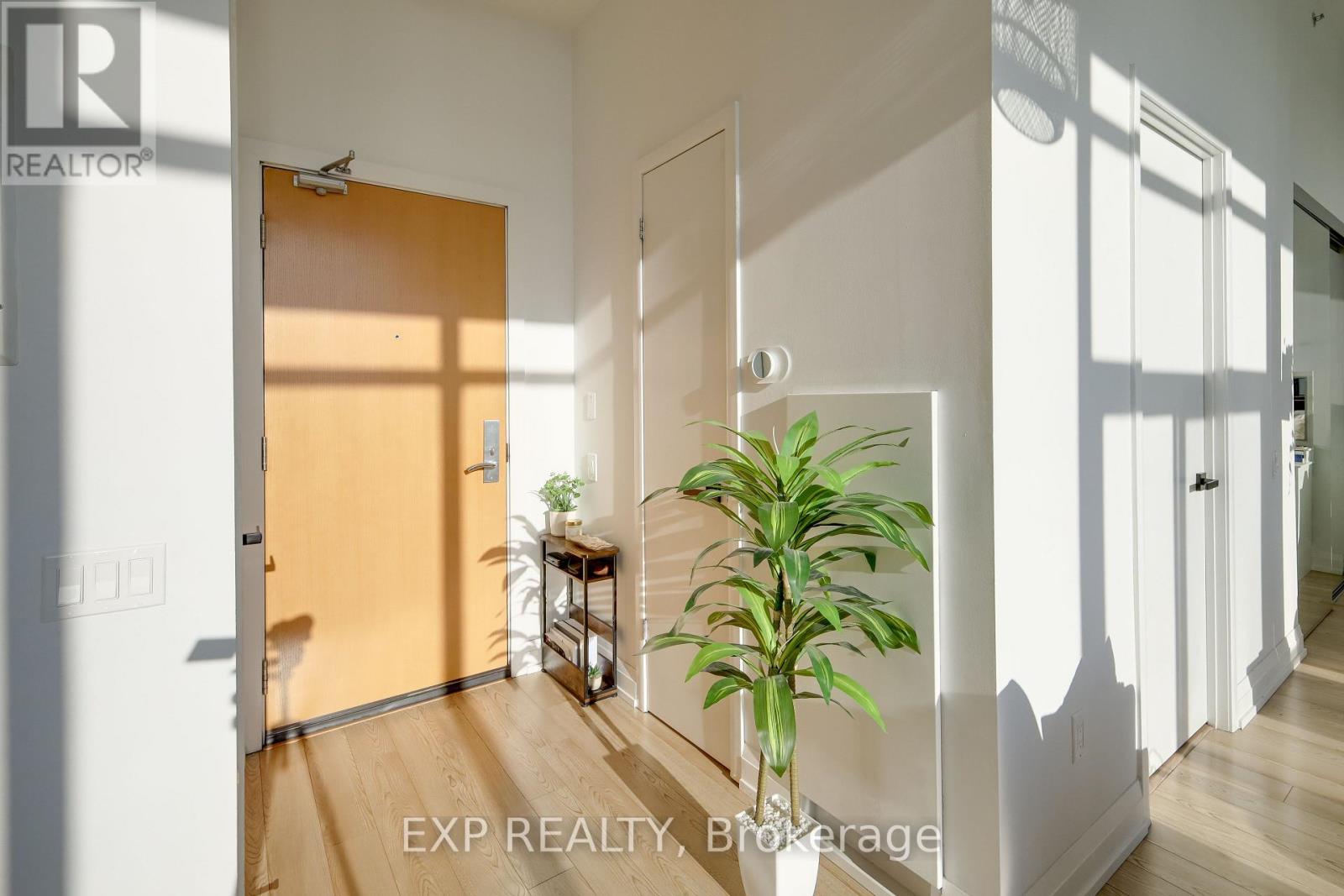 3501 - 375 King Street W, Toronto, Ontario  M5V 1K5 - Photo 2 - C12932174