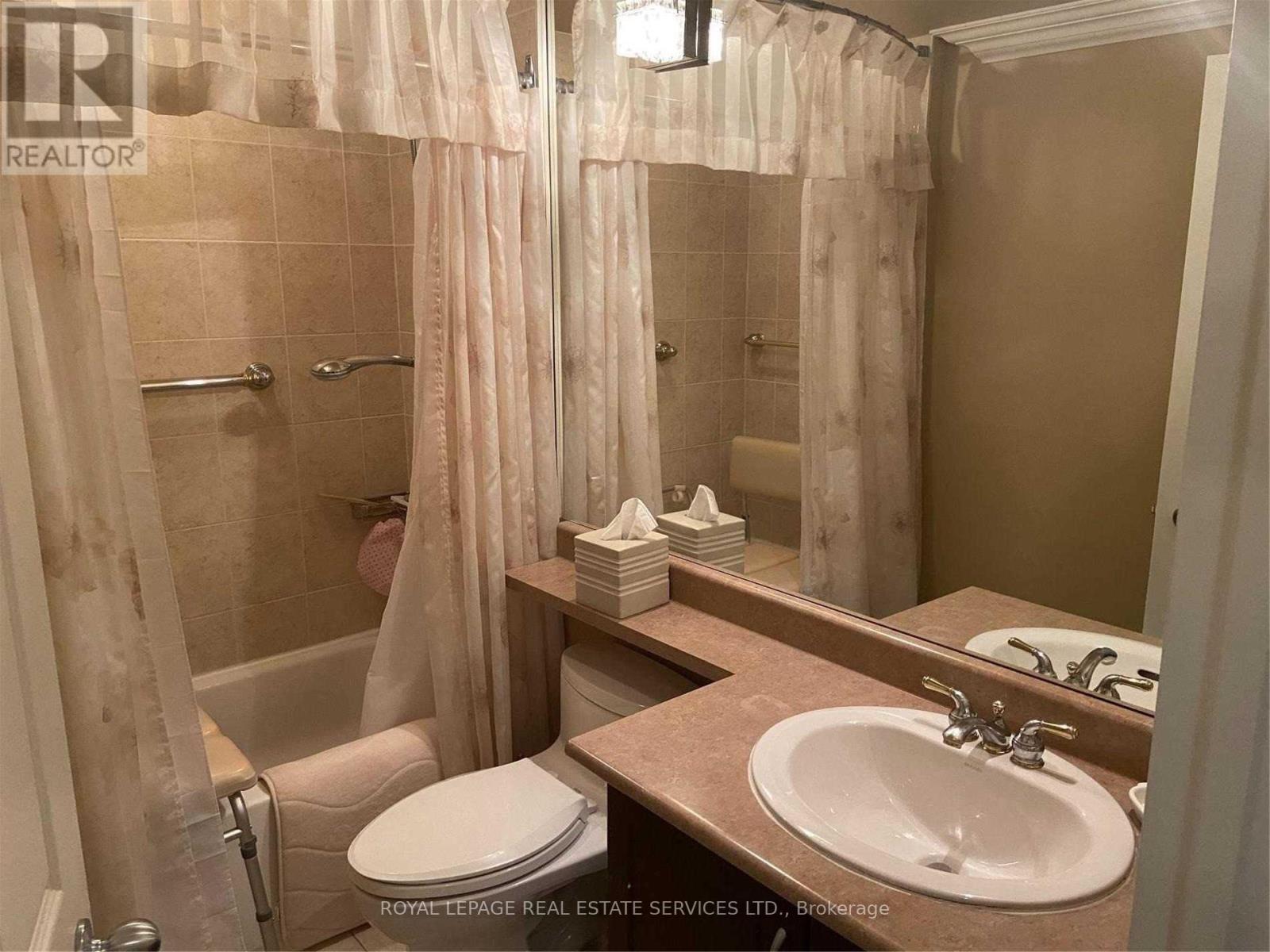 409 - 4200 Bathurst Street, Toronto (Clanton Park), Ontario  M3H 6C7 - Photo 10 - C12932186