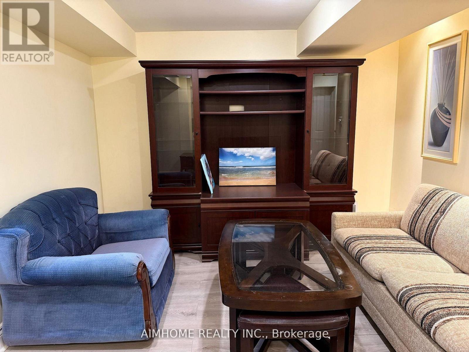 Bsmt - 50 Silverview Drive, Toronto (Newtonbrook East), Ontario  M2M 2B3 - Photo 3 - C12932200