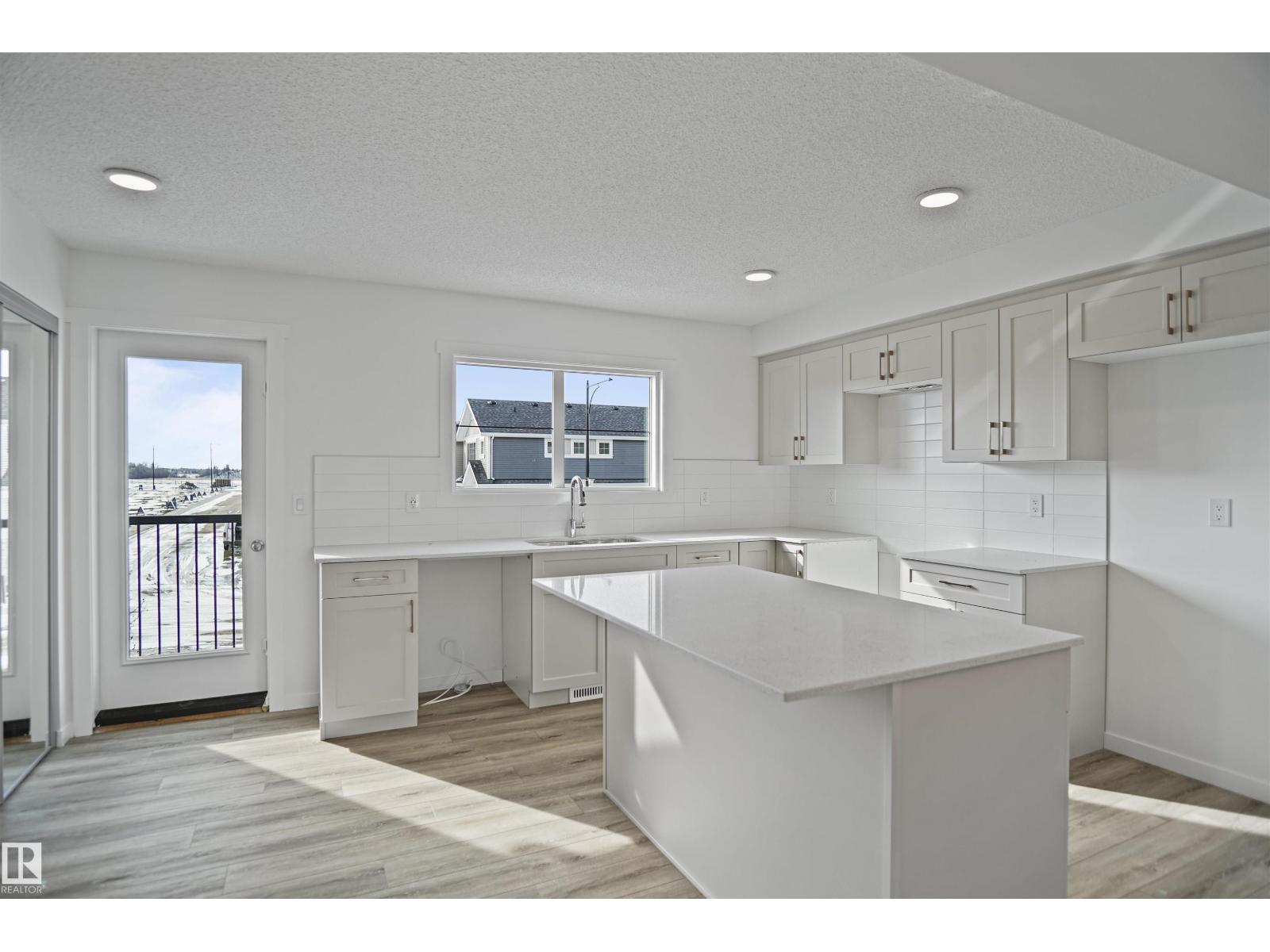 4205 Kinglet Dr Nw, Edmonton, Alberta  T5S 0S9 - Photo 10 - E4479567