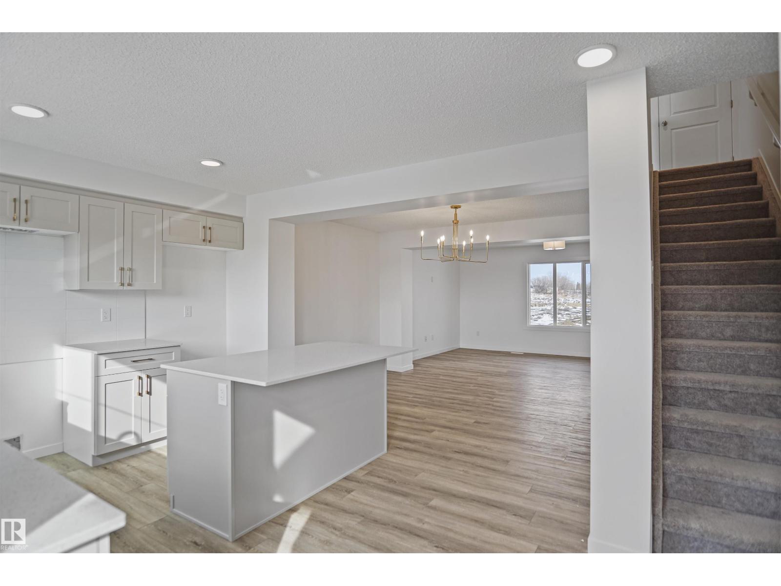 4205 Kinglet Dr Nw, Edmonton, Alberta  T5S 0S9 - Photo 14 - E4479567