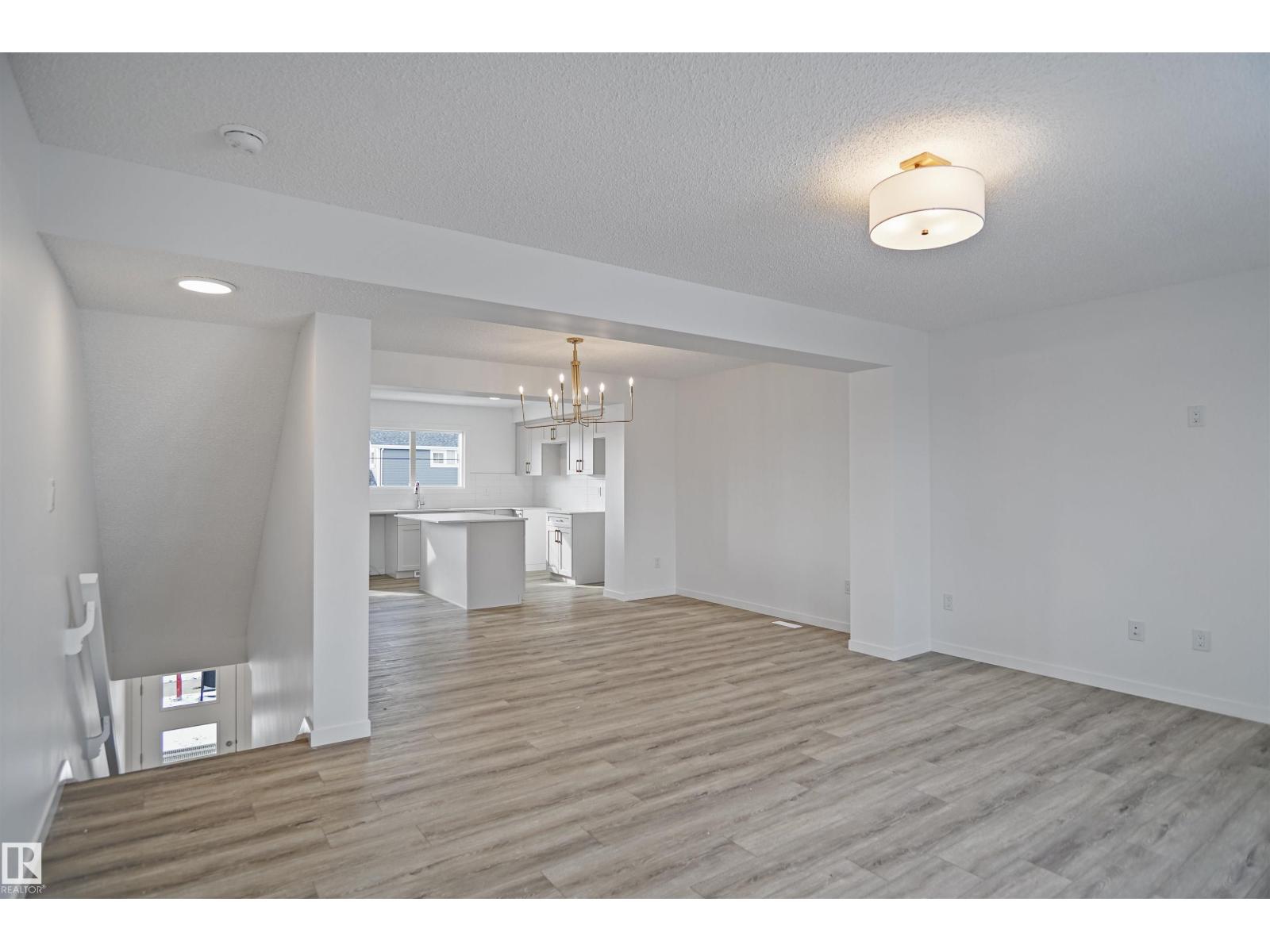 4205 Kinglet Dr Nw, Edmonton, Alberta  T5S 0S9 - Photo 7 - E4479567