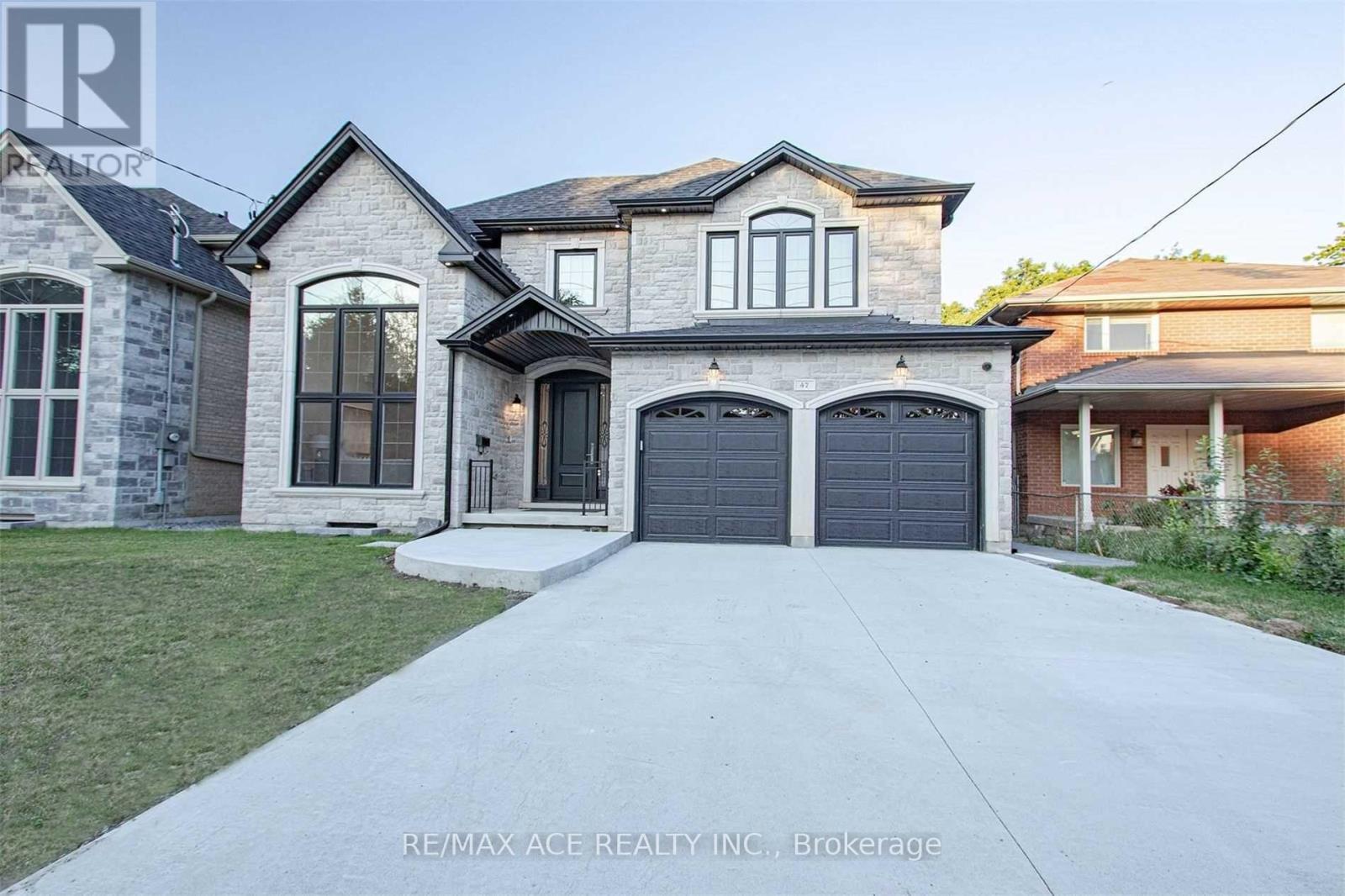 BSMT - 47 MCCOWAN ROAD, Toronto, Ontario