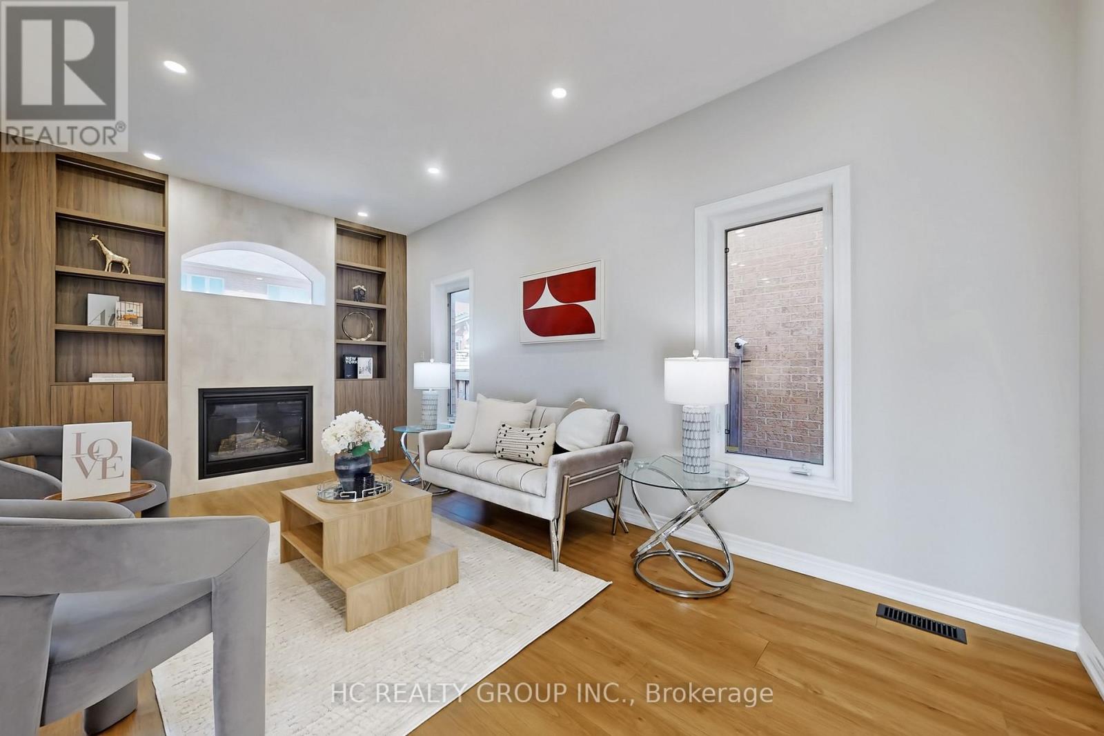 206 Wolf Creek Crescent, Vaughan, Ontario  L6A 4C4 - Photo 10 - N12932194