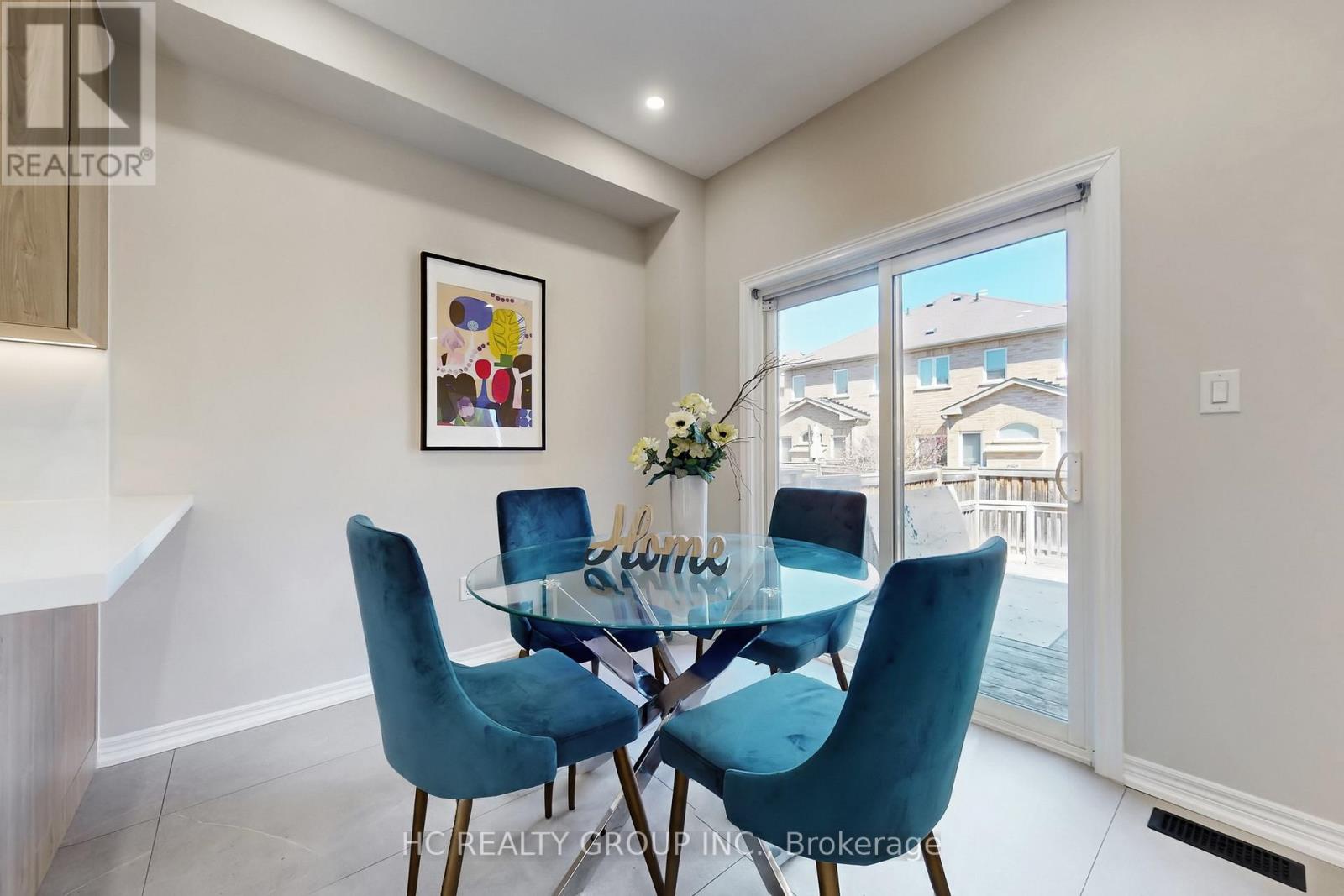 206 Wolf Creek Crescent, Vaughan, Ontario  L6A 4C4 - Photo 13 - N12932194