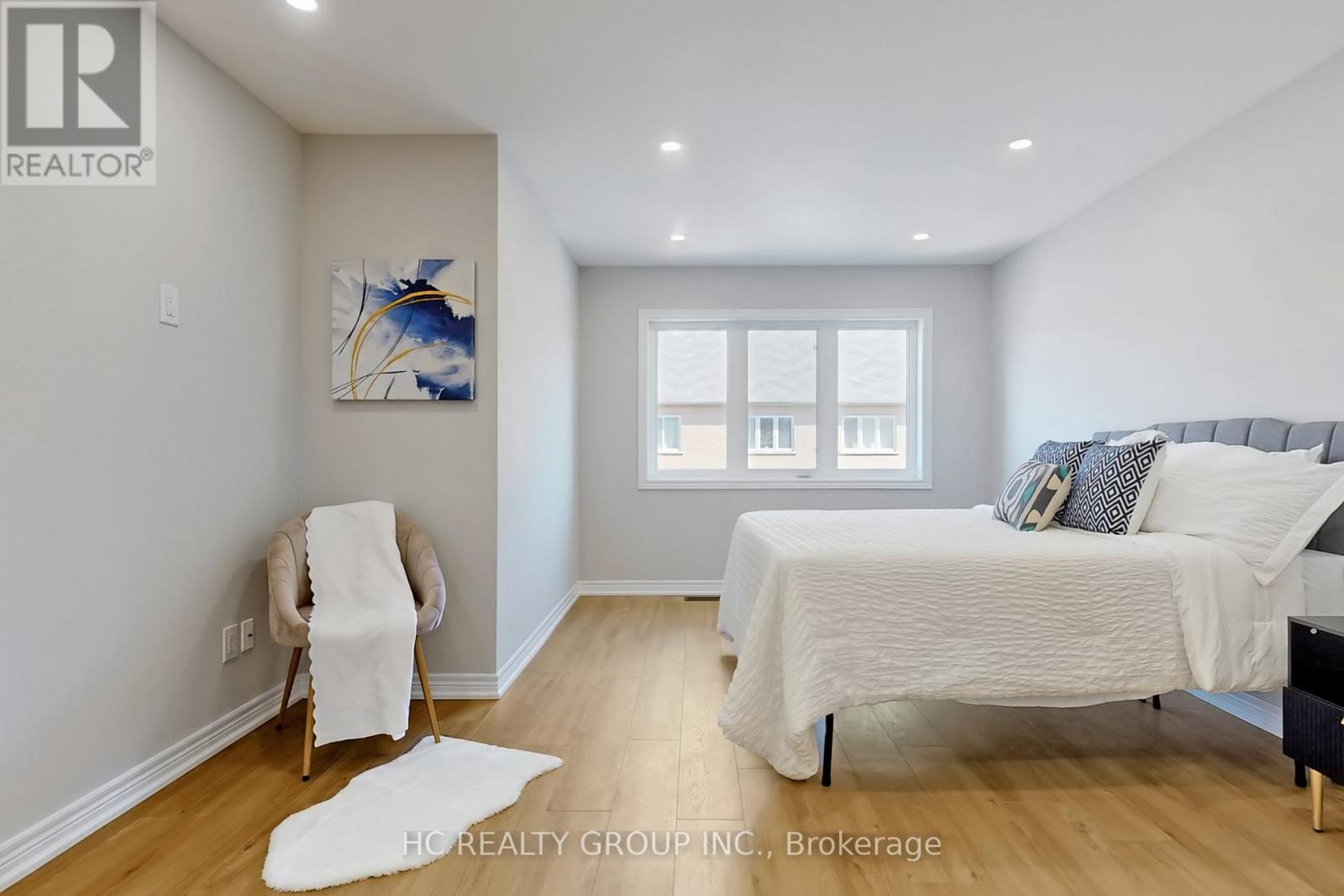 206 Wolf Creek Crescent, Vaughan, Ontario  L6A 4C4 - Photo 20 - N12932194