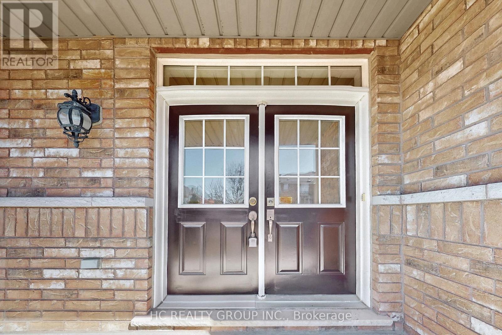 206 Wolf Creek Crescent, Vaughan, Ontario  L6A 4C4 - Photo 3 - N12932194