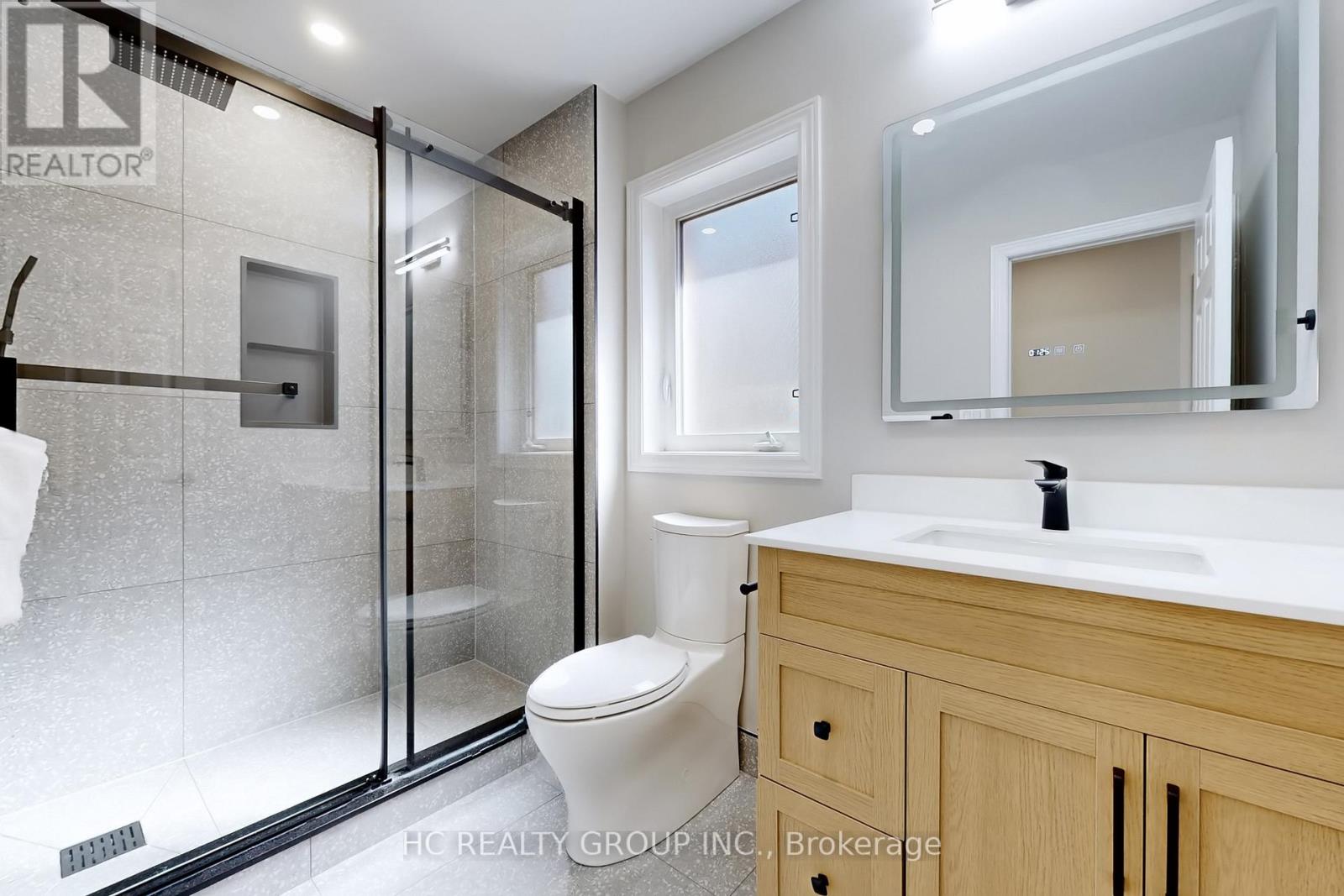 206 Wolf Creek Crescent, Vaughan, Ontario  L6A 4C4 - Photo 31 - N12932194