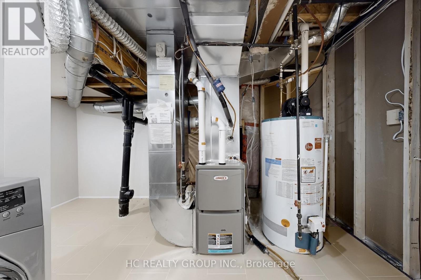 206 Wolf Creek Crescent, Vaughan, Ontario  L6A 4C4 - Photo 41 - N12932194