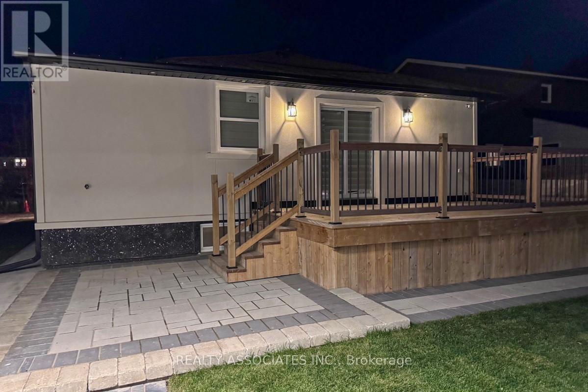348 Miami Drive, Georgina, Ontario  L4P 2Z7 - Photo 42 - N12927860