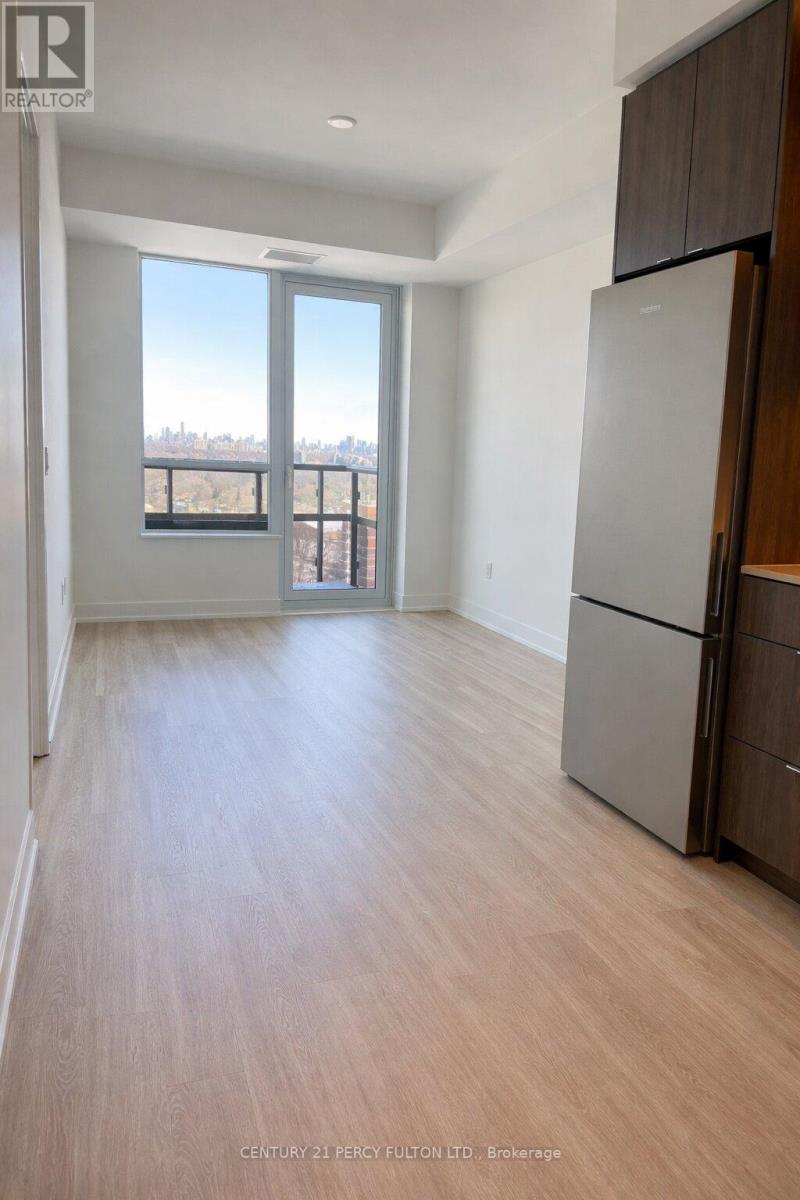 1802 - 60 Central Park Roadway, Toronto, Ontario  M9A 0E6 - Photo 7 - W12930676