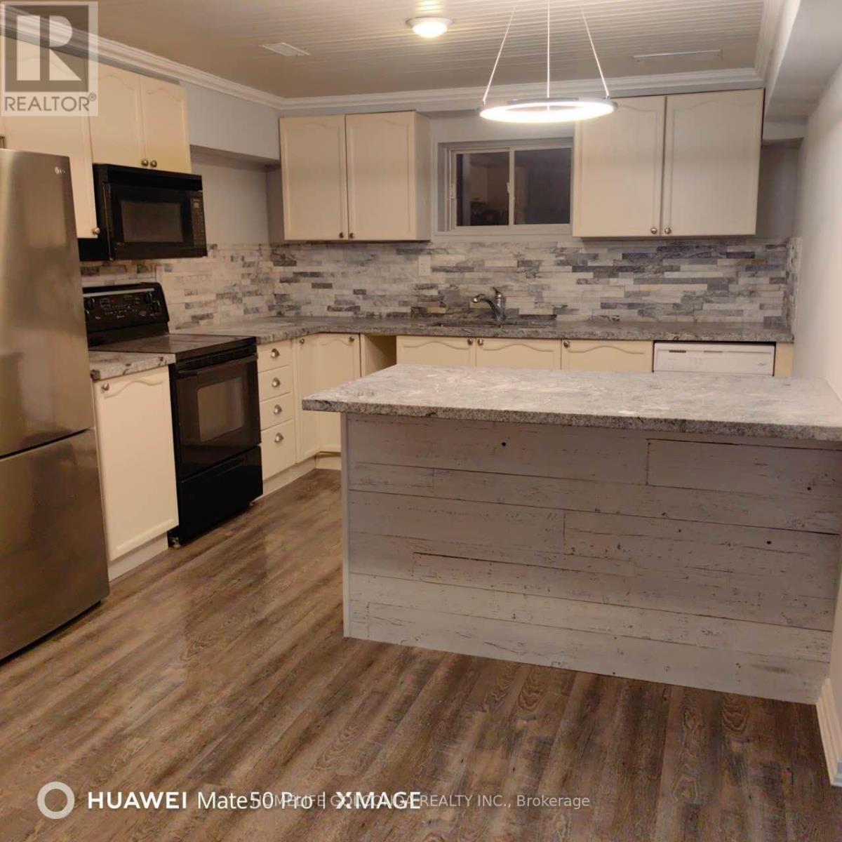 Basement - 55 Hawkins Drive, Barrie (Ardagh), Ontario L4N 0A7 - Photo 4 - S12932176