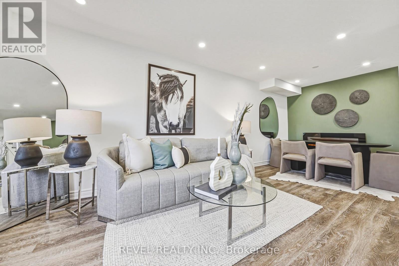 72 - 1588 SOUTH PARADE COURT, Mississauga, Ontario