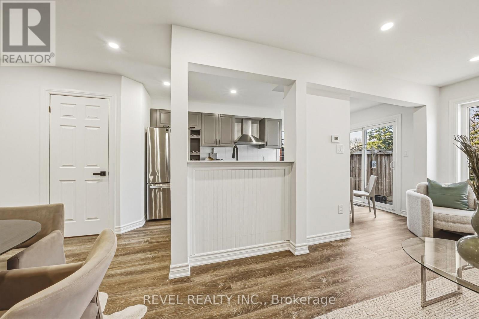 72 - 1588 South Parade Court, Mississauga, Ontario  L5M 6E7 - Photo 5 - W12932150