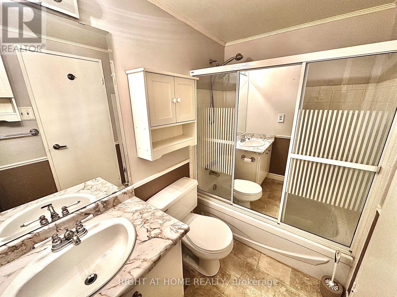 1806 - 10 Martha Eaton Way S, Toronto, Ontario  M6M 5B3 - Photo 15 - W12932172