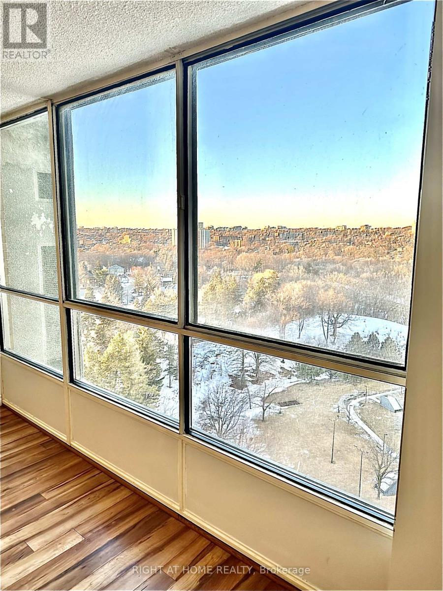 1806 - 10 Martha Eaton Way S, Toronto, Ontario  M6M 5B3 - Photo 4 - W12932172