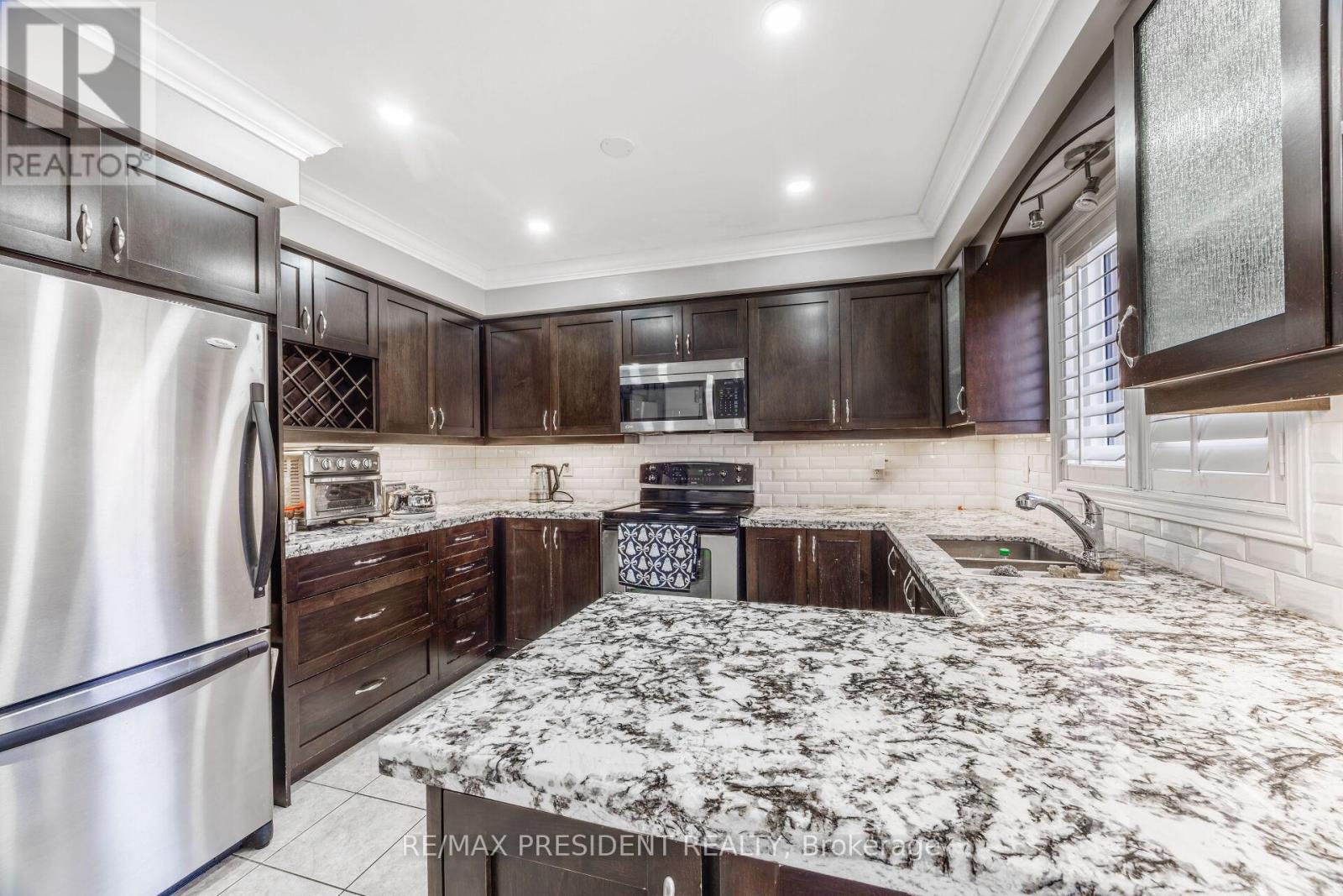 14 Samuel Crescent, Halton Hills, Ontario  L7G 5J2 - Photo 15 - W12932182