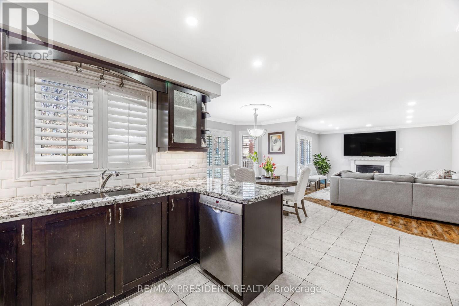 14 Samuel Crescent, Halton Hills, Ontario  L7G 5J2 - Photo 17 - W12932182