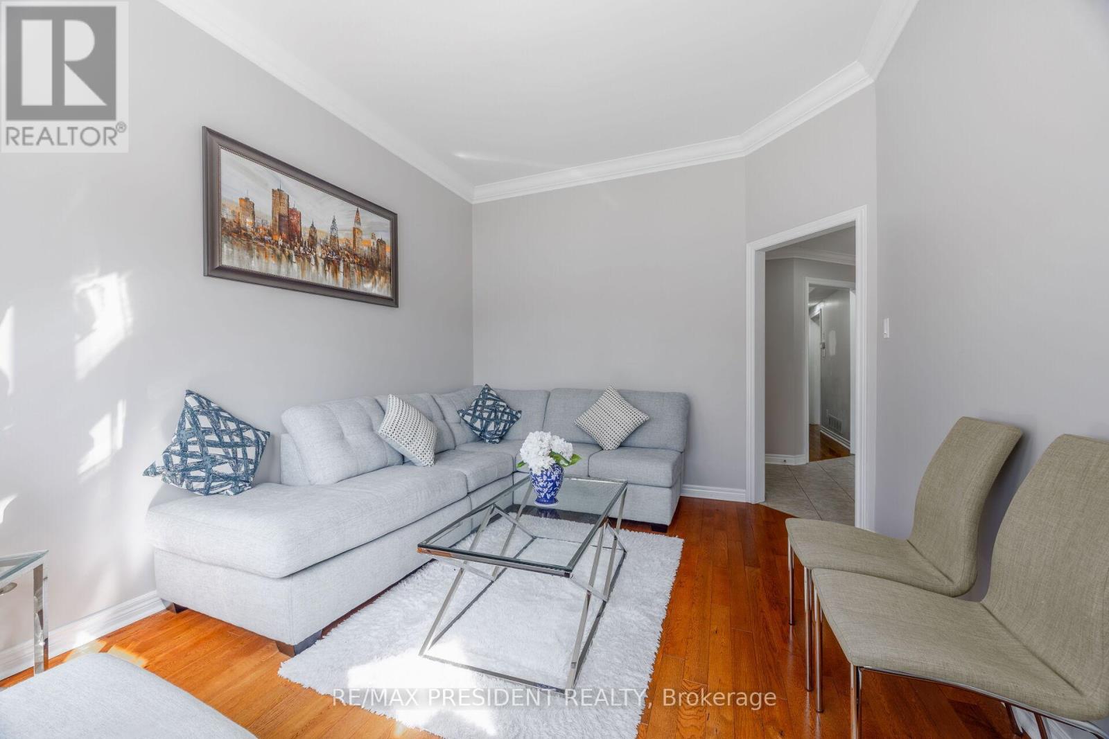 14 Samuel Crescent, Halton Hills, Ontario  L7G 5J2 - Photo 5 - W12932182