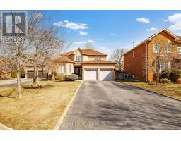 14 SAMUEL CRESCENT, Halton Hills, Ontario