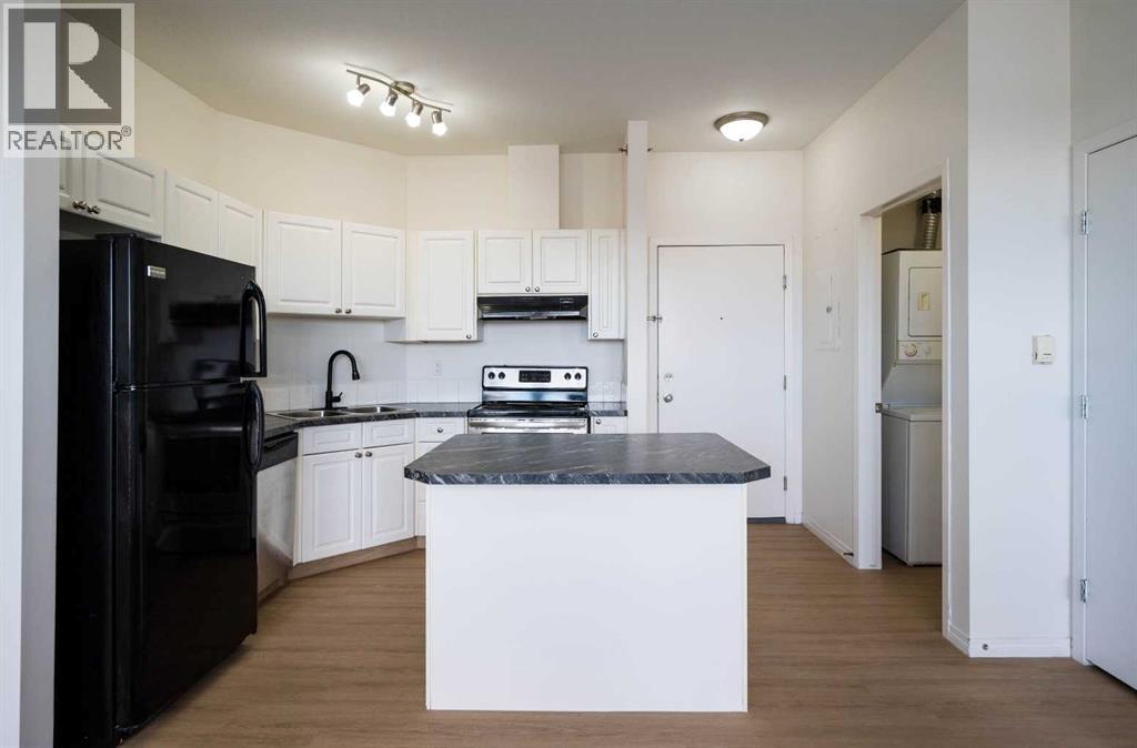 310, 1000 Applevillage Court Se, Calgary, Alberta  T2A 7Z4 - Photo 3 - A2294013
