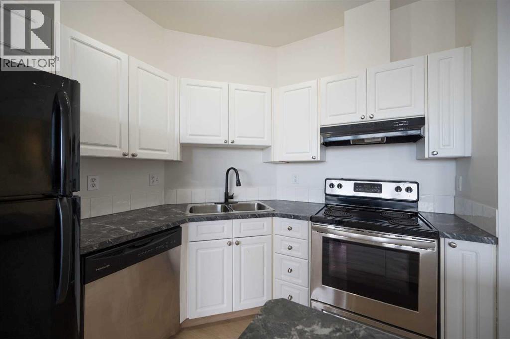 310, 1000 Applevillage Court Se, Calgary, Alberta  T2A 7Z4 - Photo 7 - A2294013