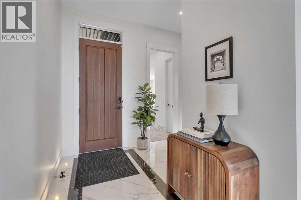 351 Lucas Way NW, Calgary, Alberta  T3P 1Z3 - Photo 5 - A2295759