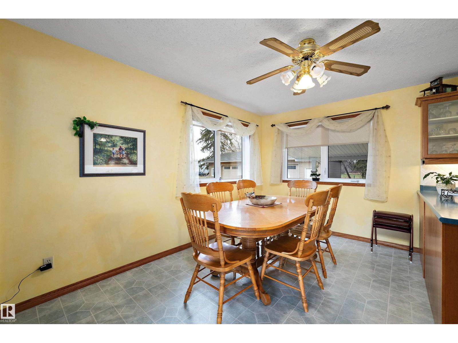 55518 Rge Road 250, Rural Sturgeon County, Alberta  T8R 1P4 - Photo 20 - E4479569