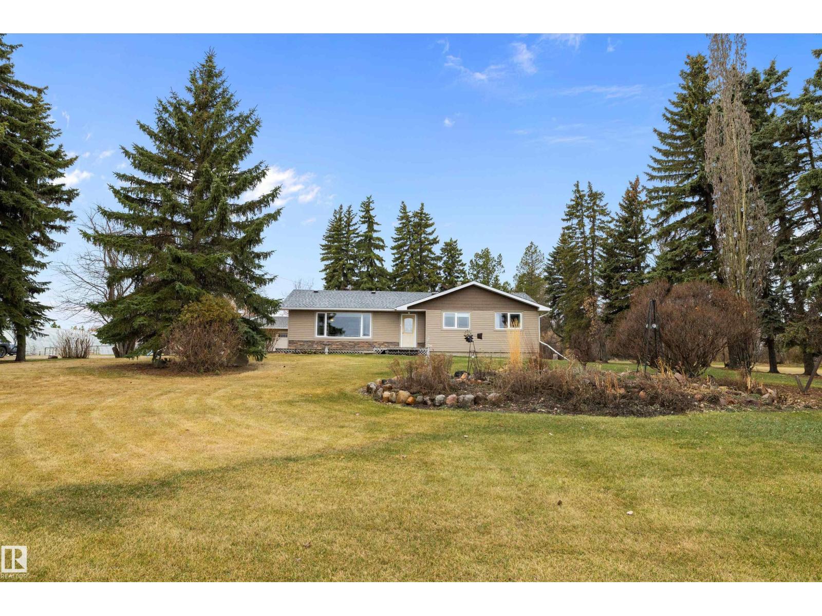 55518 Rge Road 250, Rural Sturgeon County, Alberta  T8R 1P4 - Photo 9 - E4479569