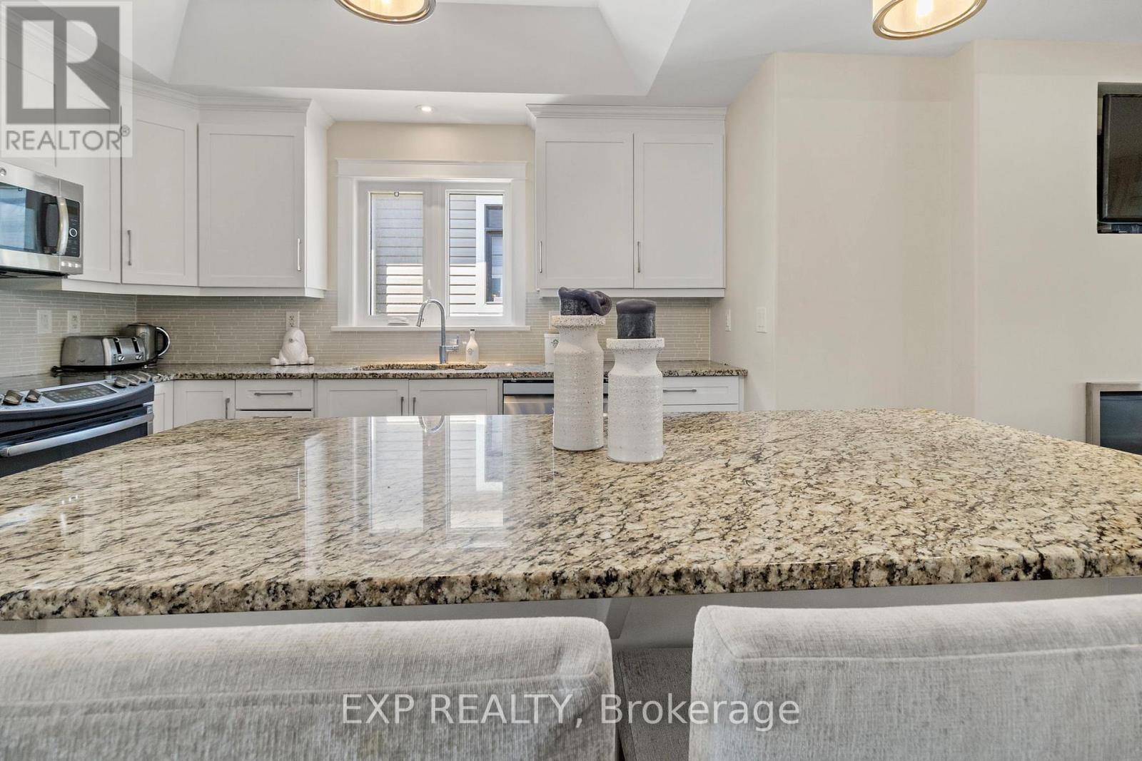 321 Adley Drive, Brockville, Ontario  K6V 7H9 - Photo 12 - X12932166