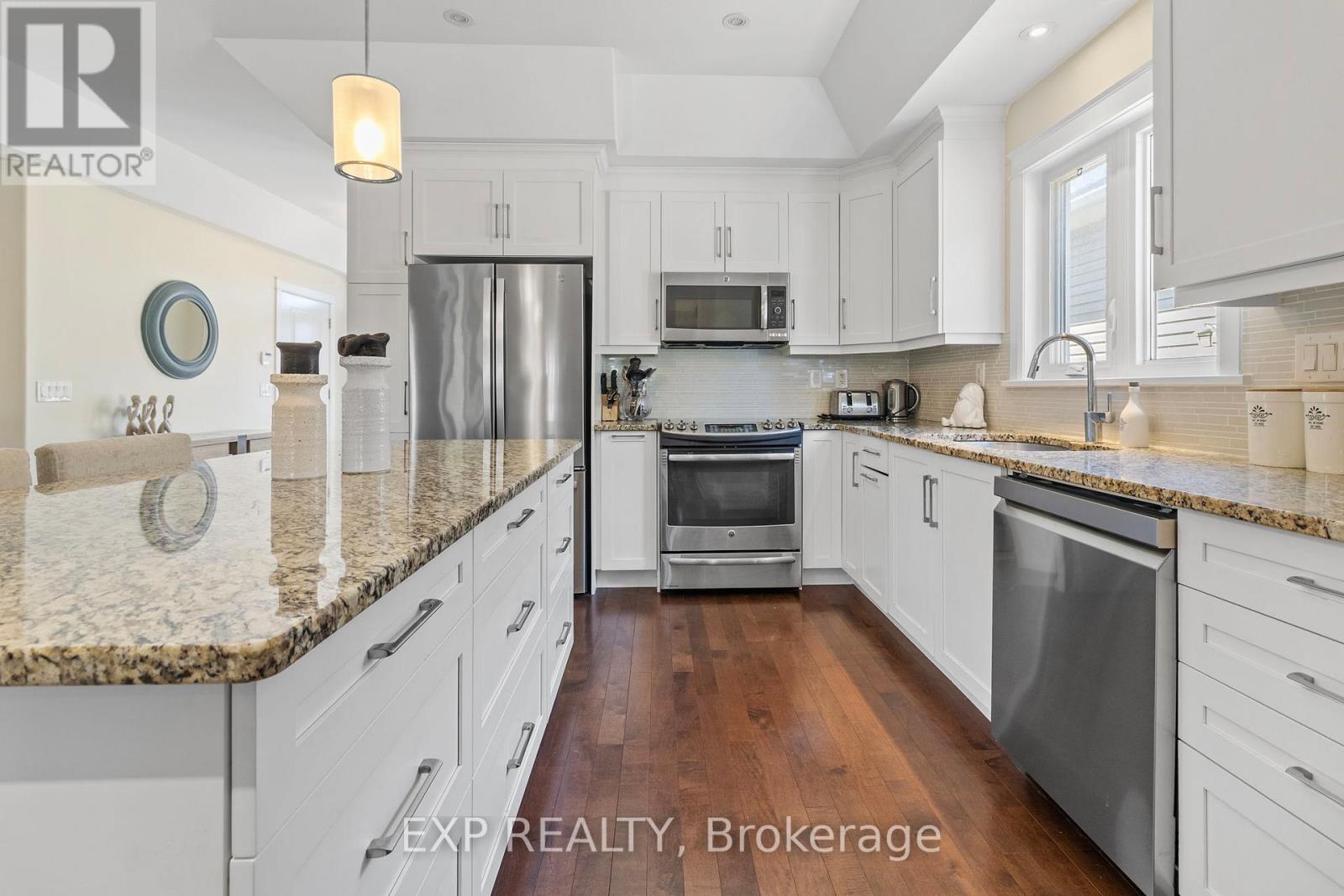 321 Adley Drive, Brockville, Ontario  K6V 7H9 - Photo 7 - X12932166