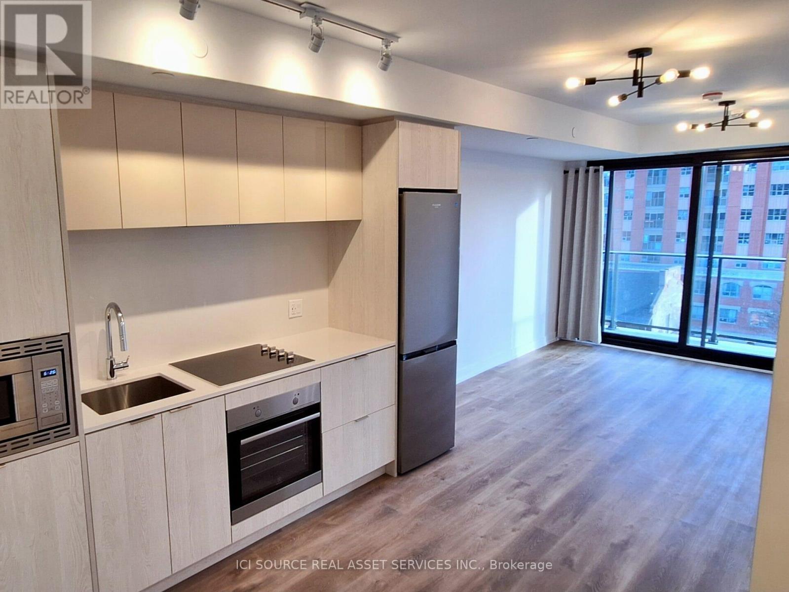 708 - 1 Jarvis Street, Hamilton (Beasley), Ontario  L8R 0A8 - Photo 4 - X12932192