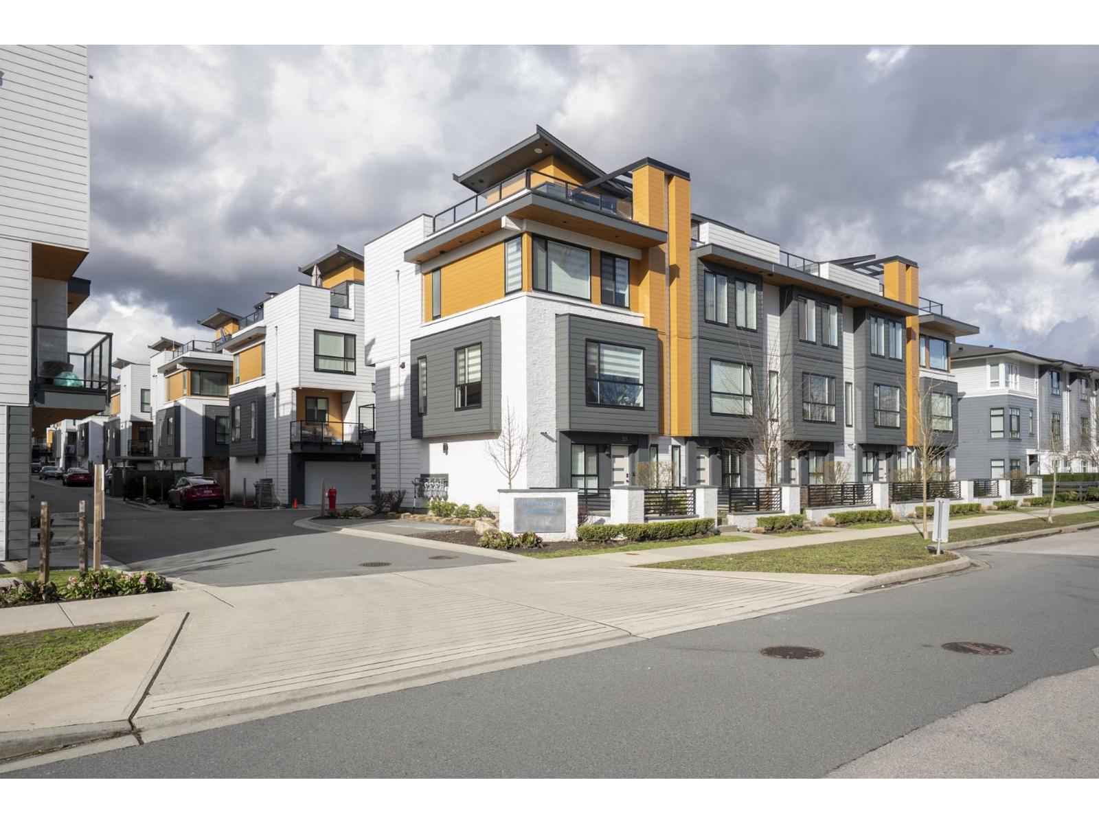 51 16511 WATSON DRIVE, Surrey, British Columbia