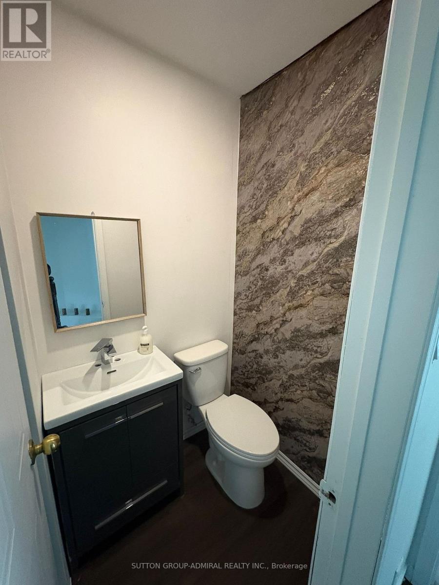 32 Magani Drive, Bradford West Gwillimbury, Ontario  L3Z 2S7 - Photo 17 - N12796652