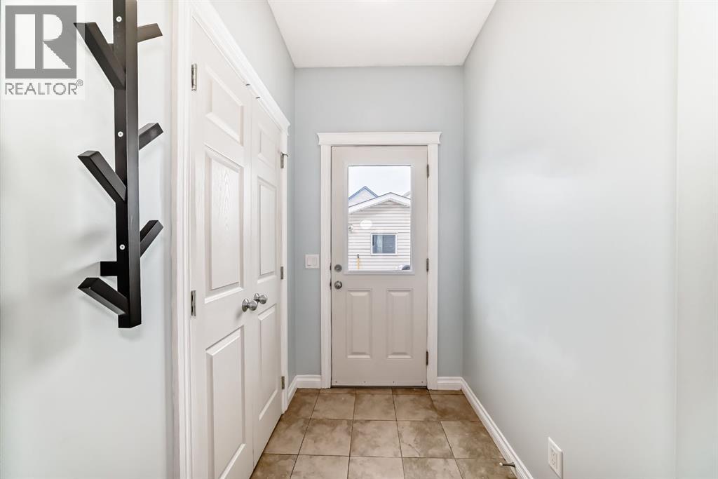 10 Reunion Grove Nw, Airdrie, Alberta  T4B 0Z7 - Photo 14 - A2292885