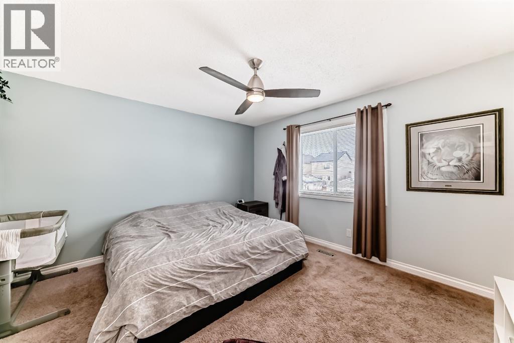 10 Reunion Grove Nw, Airdrie, Alberta  T4B 0Z7 - Photo 16 - A2292885