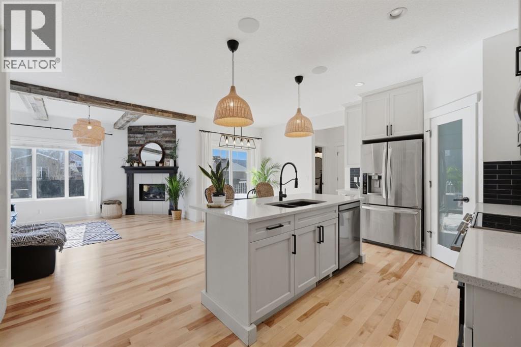 2334 Bayside Circle Sw, Airdrie, Alberta  T4B 0V4 - Photo 4 - A2296429