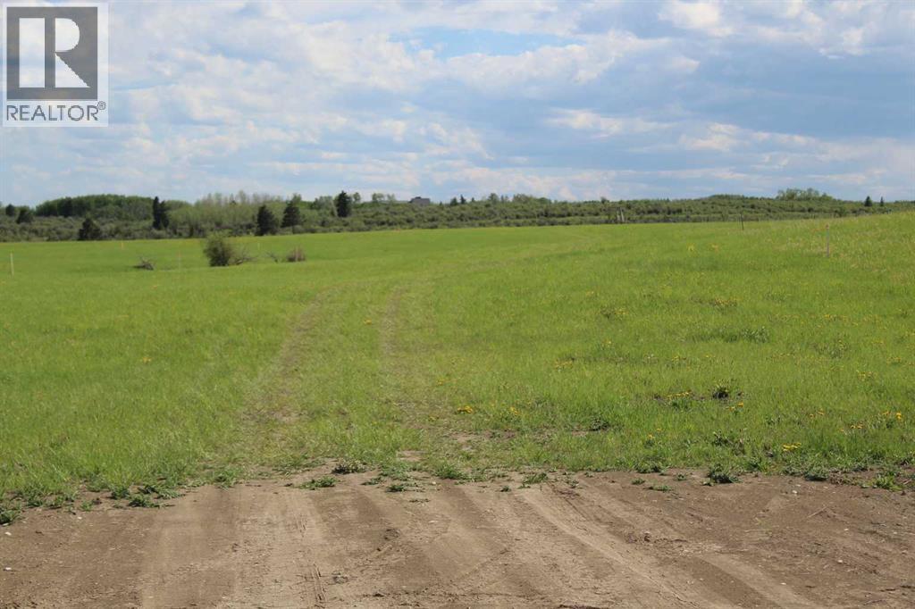 32079 Willow Way, Rural Rocky View County, Alberta  T4C 2Y4 - Photo 8 - A2297217