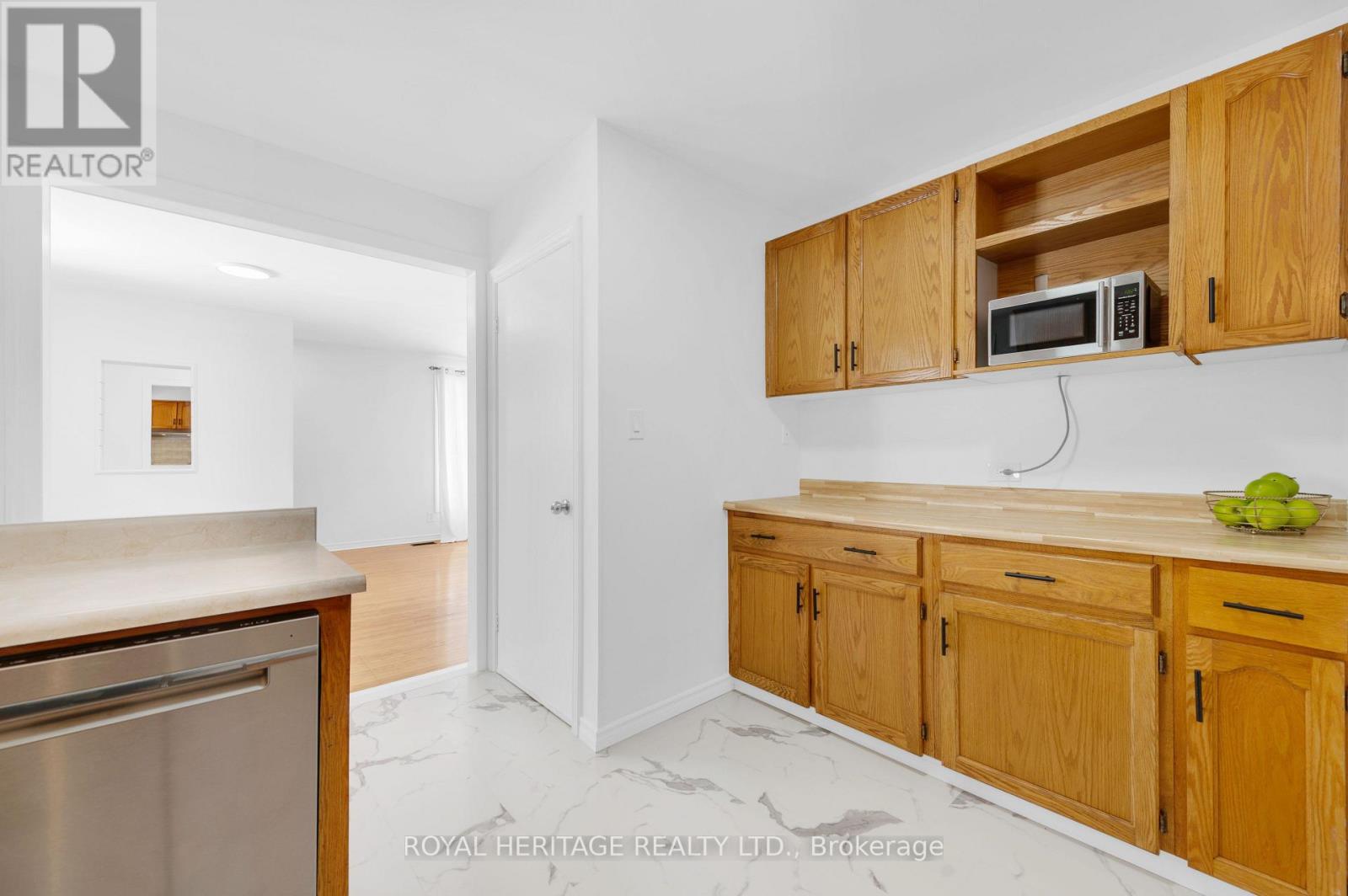 74 Village Drive, Belleville, Ontario  K8P 4K5 - Photo 15 - X12913222