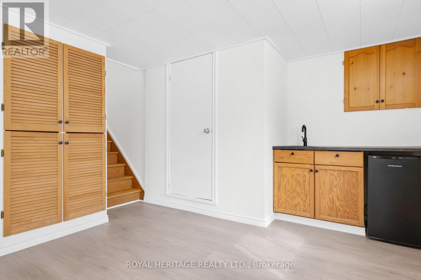 74 Village Drive, Belleville, Ontario  K8P 4K5 - Photo 22 - X12913222