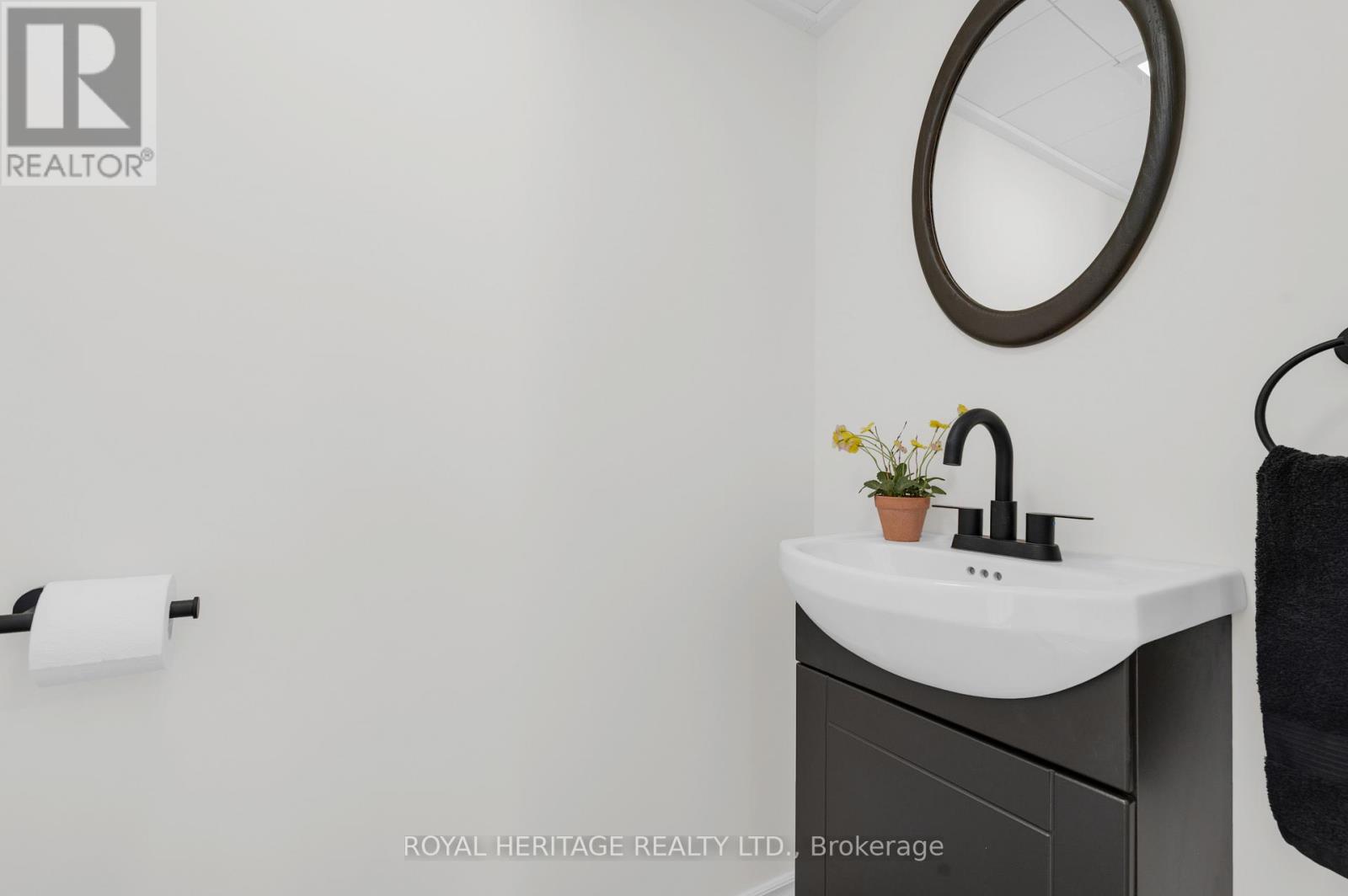 74 Village Drive, Belleville, Ontario  K8P 4K5 - Photo 27 - X12913222